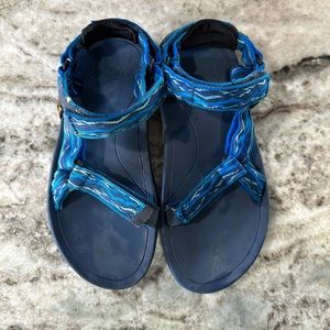 Boys Size 3 Teva Sandals